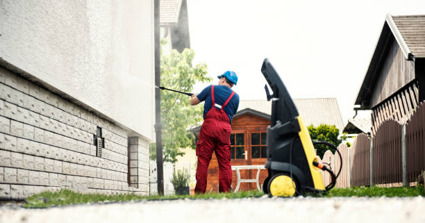 Best Animal Enclosure Cleaning  in Fairlawn, VA